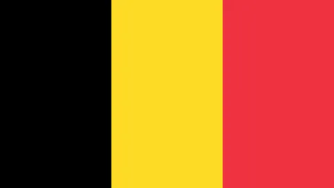 “上海队官方公告：多诺万-威廉姆斯成功完成外援注册手续”